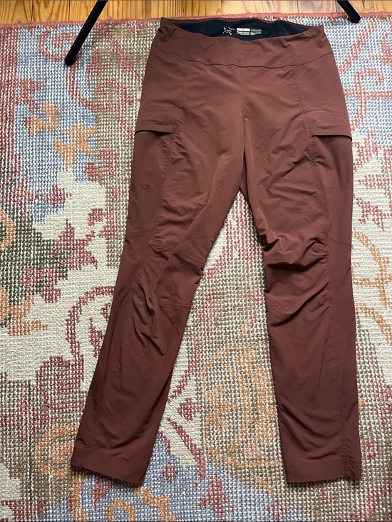 Arc'teryx Pants - Arc’teryx Sabria Hiking Pants Women’s Size 2 Brown Stretch Performance Outdoor